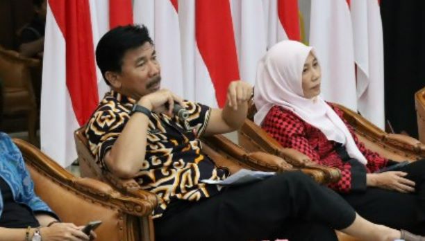 Sekretaris Daerah, Sunggono saat menghadiri Sosialisasi Tim Pemantau Bakti Pantas Kabupaten Kutai Kartanegara, di Ruang Serbaguna Kantor Bupati Kukar, Tenggarong, Kamis (18/5/2023).
