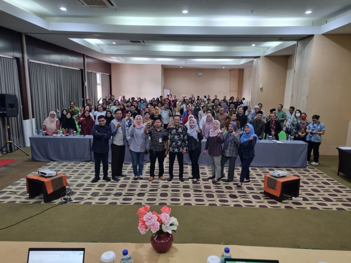 Disdikbud Kaltim saat menggelar sosialisasi penggunaan dana BOSDA di tingkat sekolah menengah pada 11-13 Mei 2023 lalu. (Istimewa)