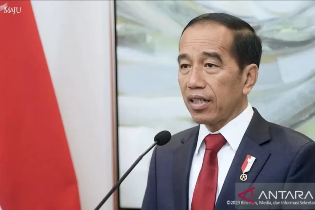 Tangkapan layar Presiden Joko Widodo menyampaikan pernyataan pers terkait eskalasi konflik di Gaza, melalui pesan video di YouTube Sekretariat Presiden pada Kamis (19/10/2023). (ANTARA/Yashinta Difa)