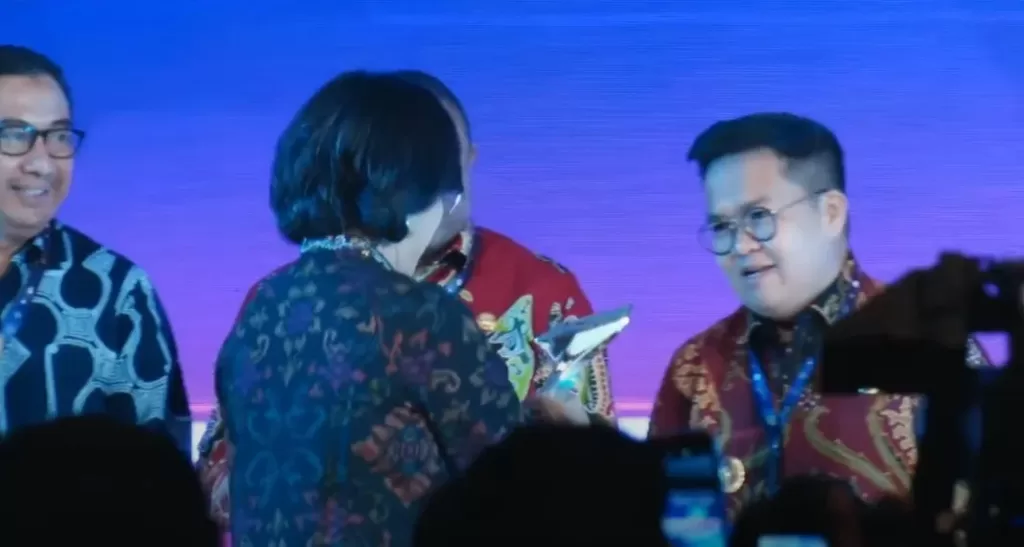 Pemkab Kukar Terima 2 Penghargaan