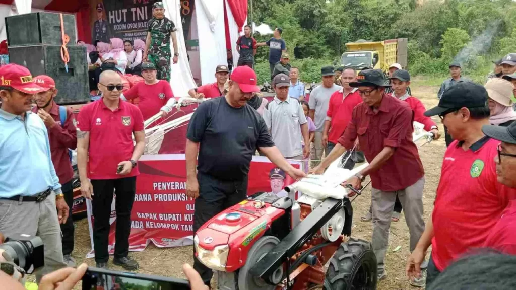 bantuan petani dan nelayan kukar