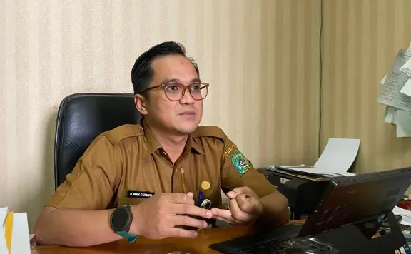 perbaikan fasilitas toilet dan jalan