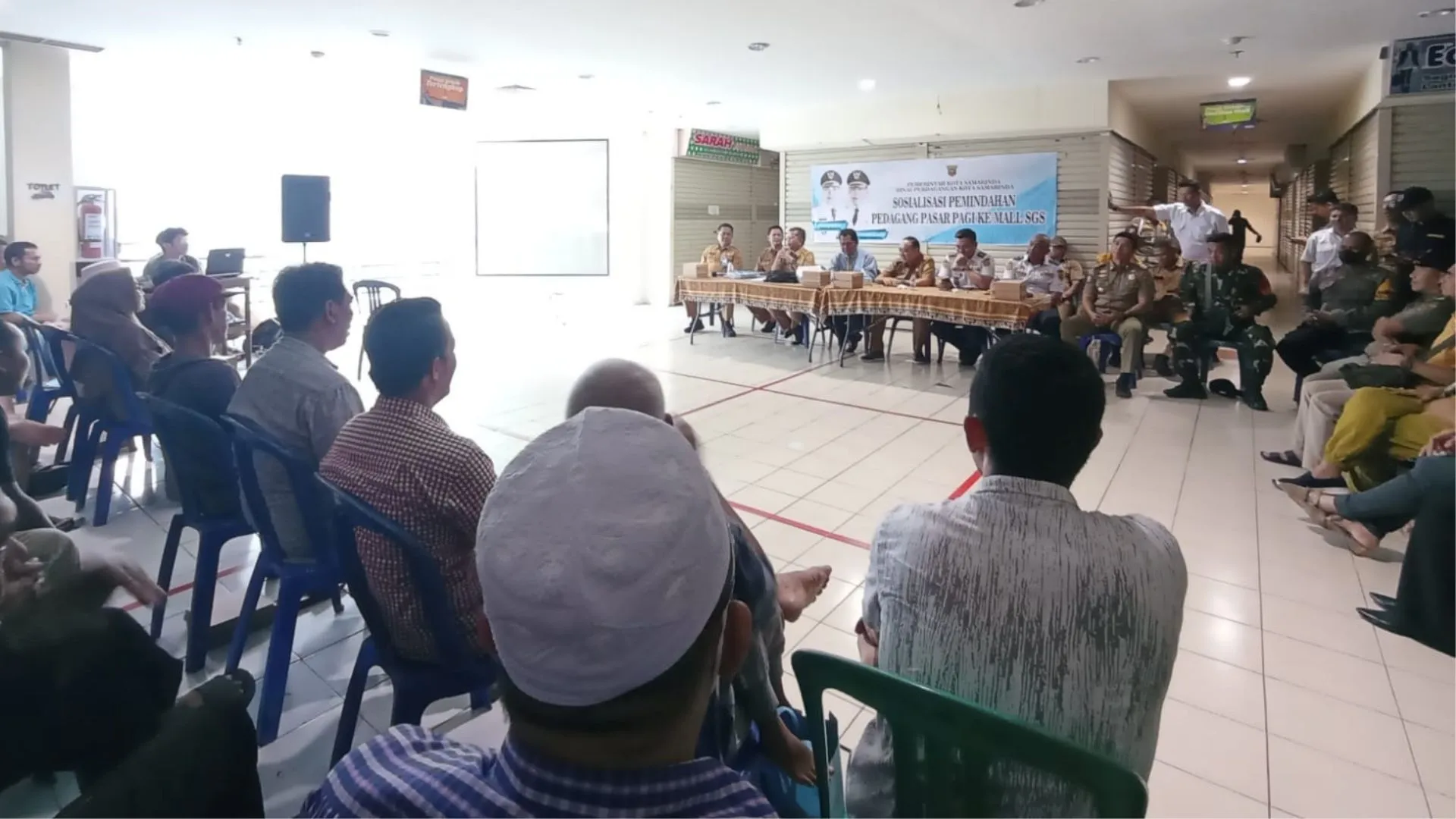 relokasi pedagang pasar pagi