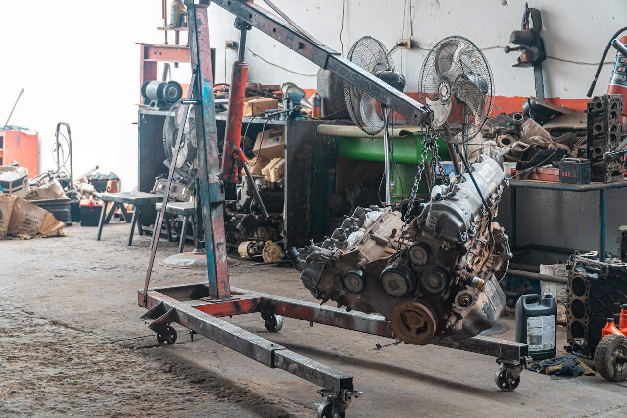 Mengenal Lebih Dekat Mega Jaya: Lifting Equipment Berstandar Internasional