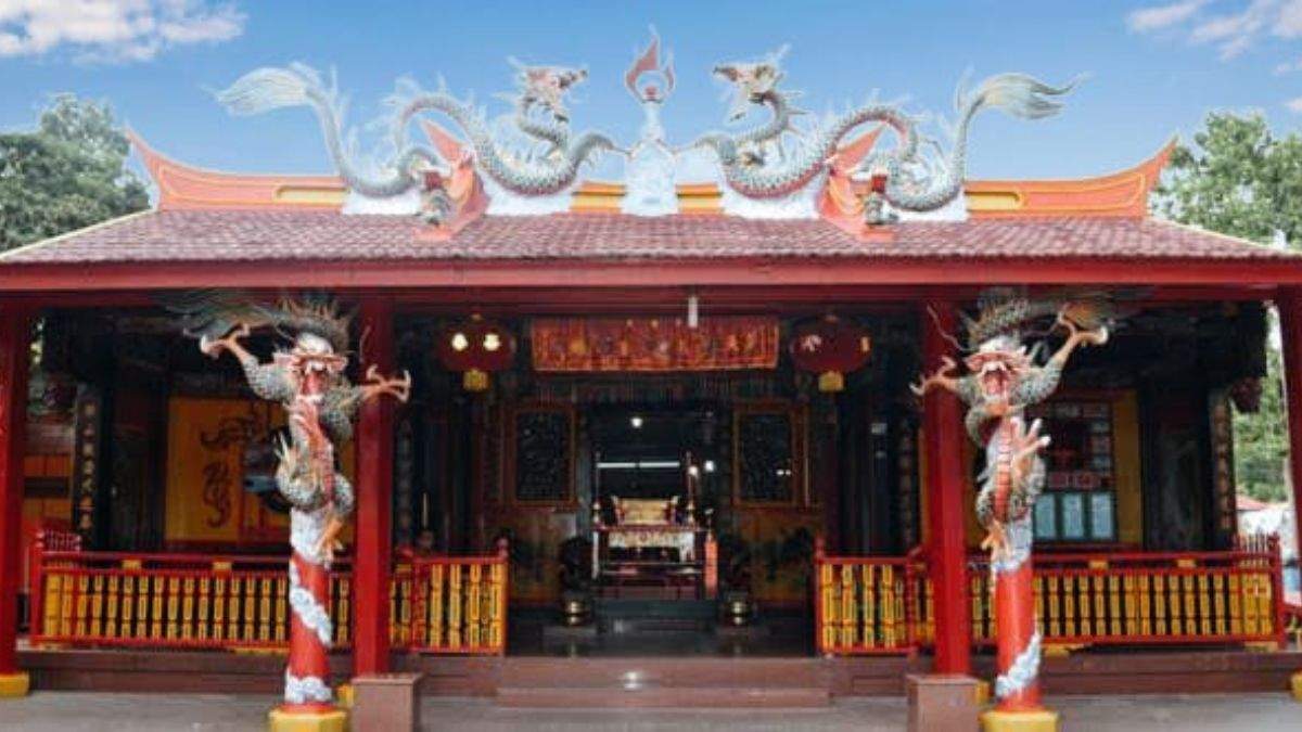 Kelenteng Thien Ie Kong