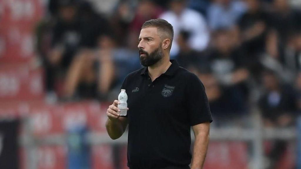 Pelatih Borneo FC, Joaquin Gomez