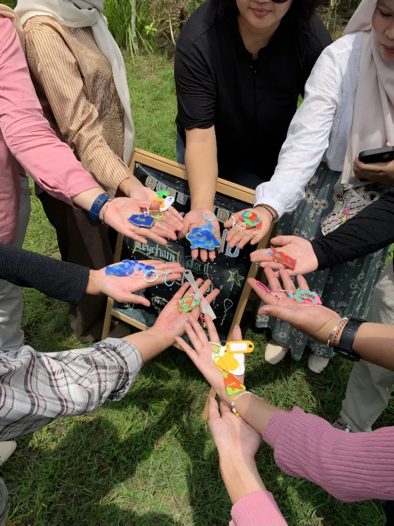 Workshop Upcycling Tutup Botol di Samarinda, Ubah Sampah Menjadi Produk Bernilai Ekonomi 2 1000006026